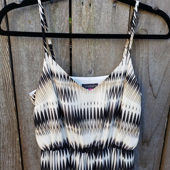 Vince Camuto Linear Echoes Print Dress - Size PXS - Picture 4 of 12